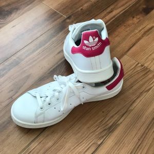 Stan smith fushia size 8